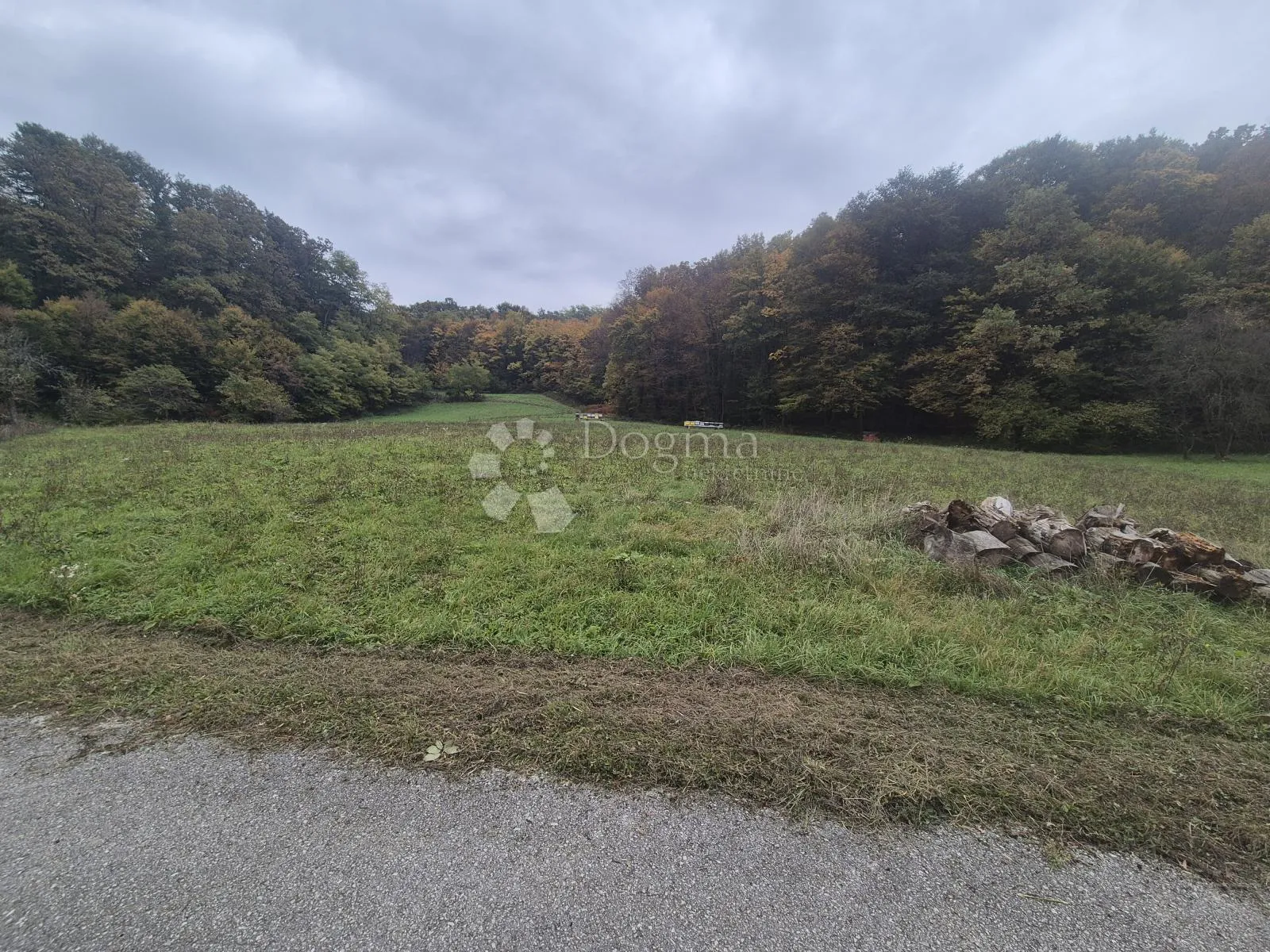 građevinsko zemljište 1.300m² na izvrsnoj lokaciji nadomak zaprešića i zaboka - slika 2