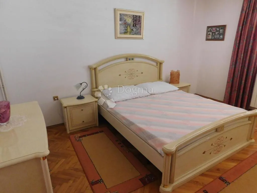 prekrasna kuća u pješčanoj uvali s 4 stana - slika 22
