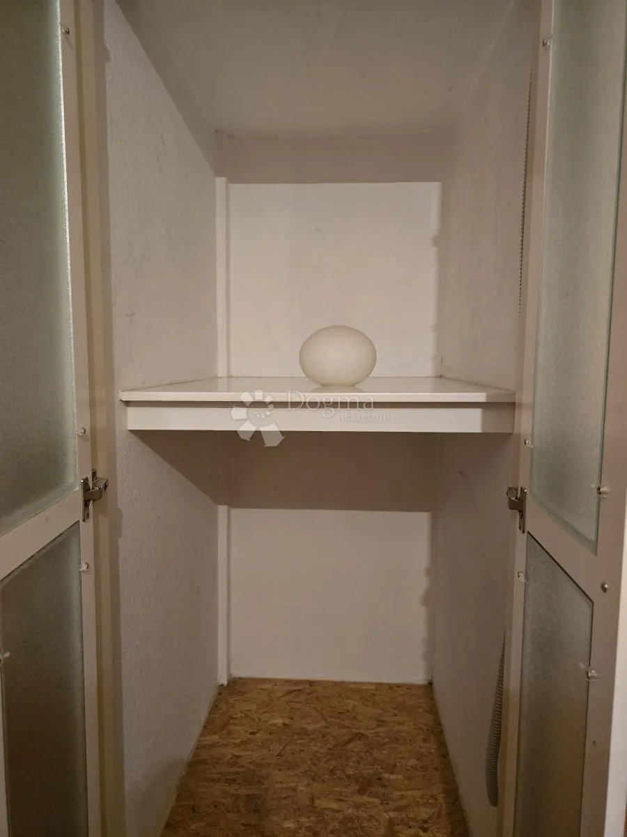 stan u baroknom stilu u centru varaždina - slika 32