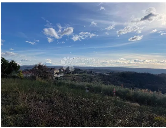 istra,krasica,teren sa građevinskom dozvolom - slika 3