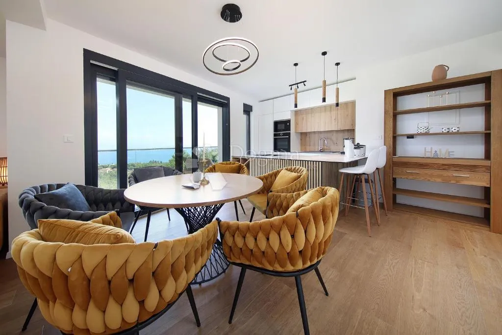 stan-ika, opatija, 108 m² - slika 1