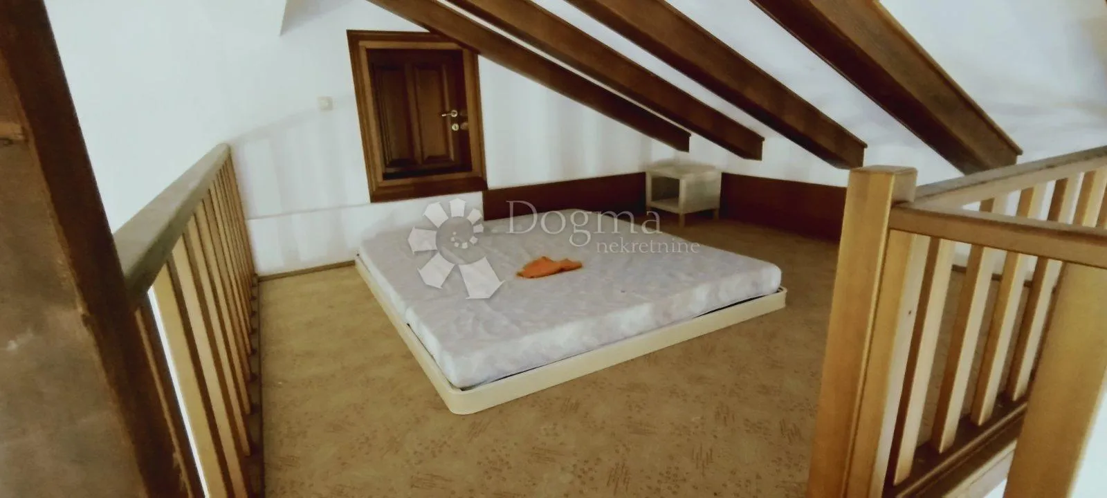 veliki apartman - bazen na korištenje - slika 6
