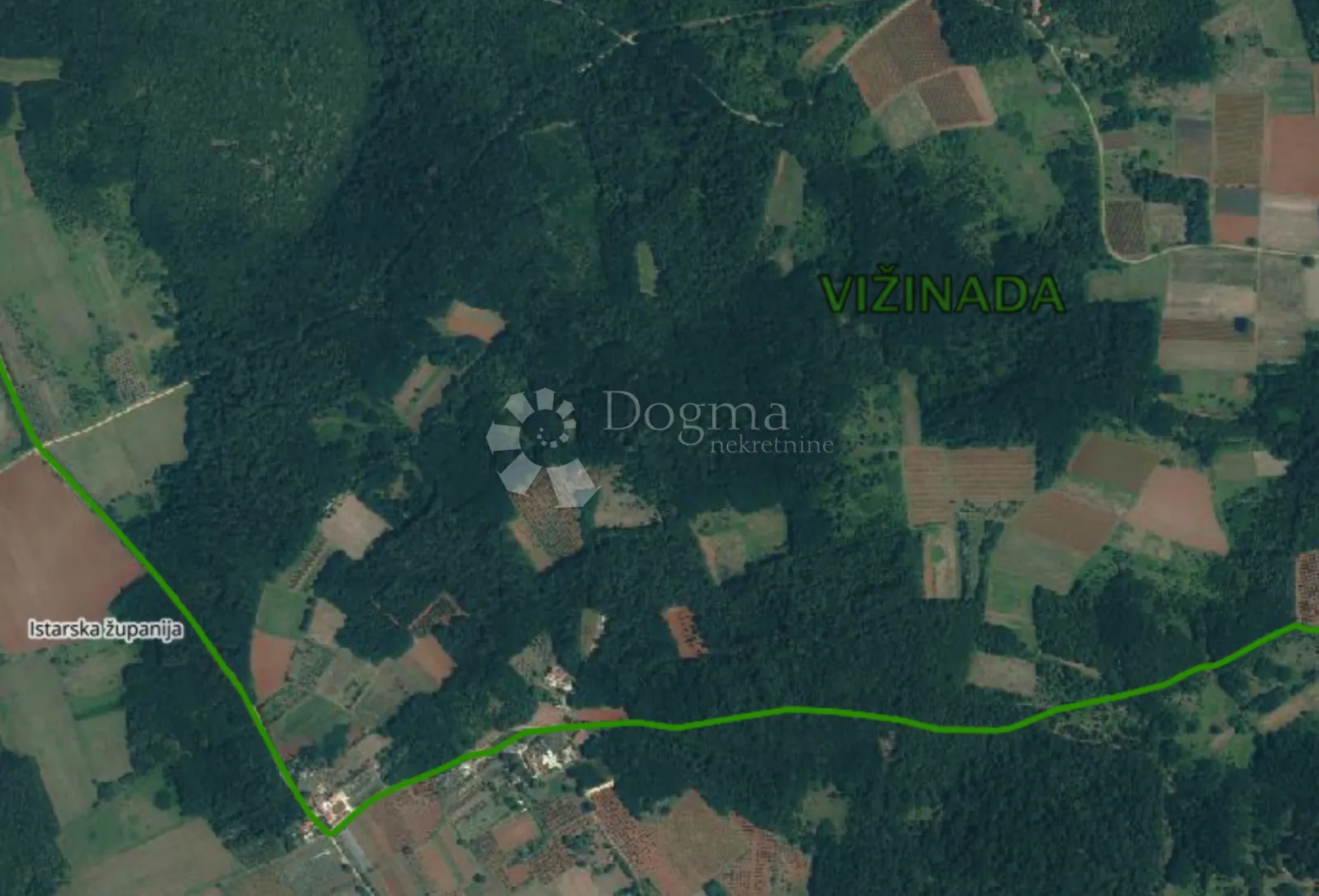 Velika parcela općina Vižinada – 7.451 m² sa šumom - Čuki, Vižinada