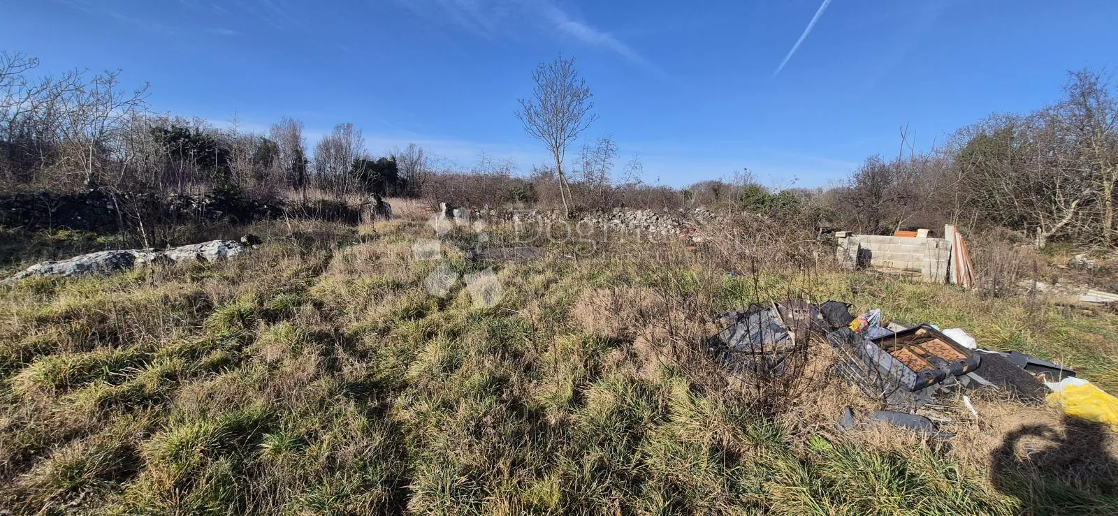 građevinsko zemljište sa građevinskom dozvolom 3 km od mora - slika 22