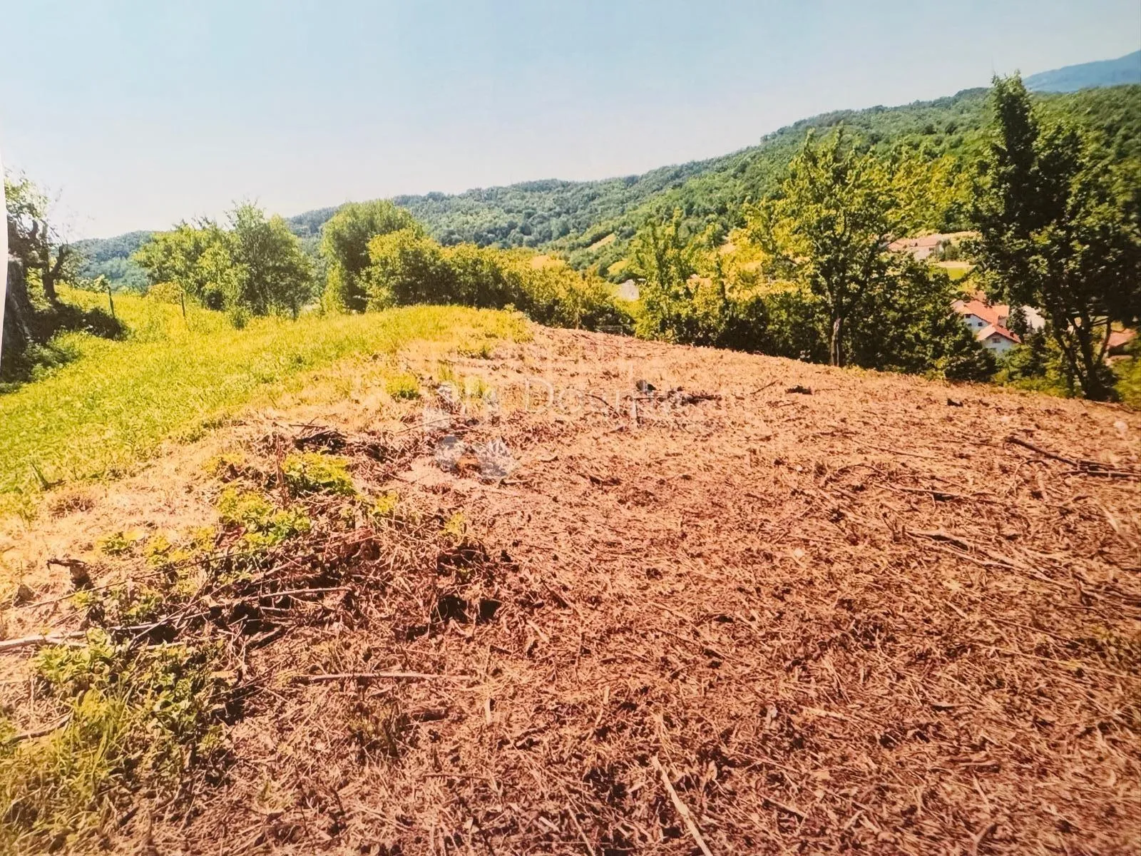 građevinsko zemljište 1297 m² u čučerju – mir, zelenilo i blizina grada - slika 2