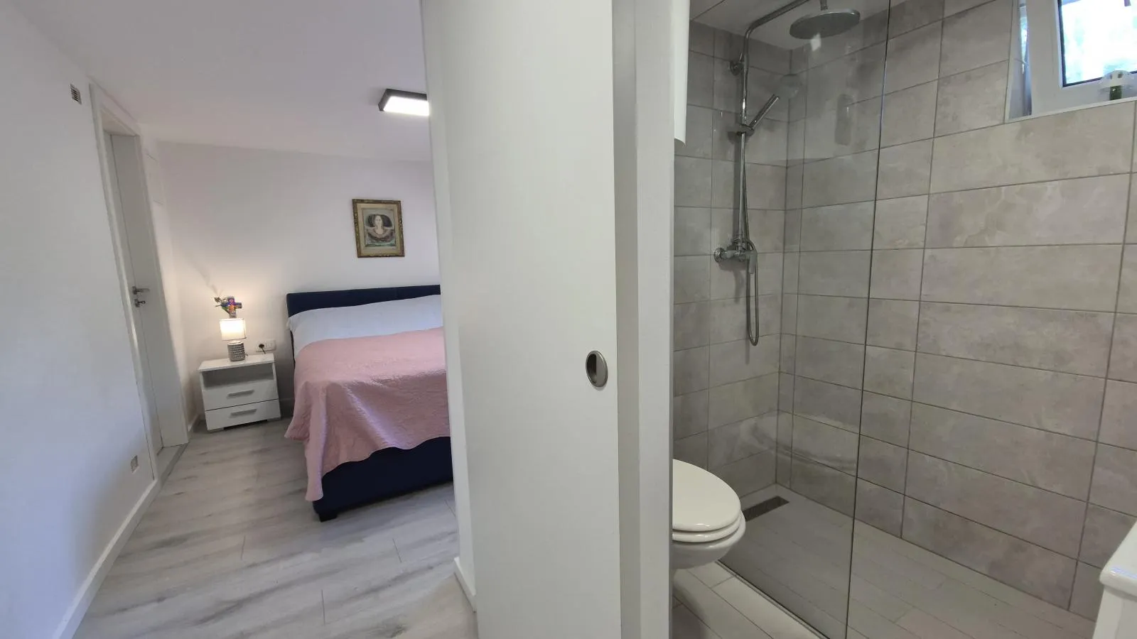 njivice - apartman samo 50 metara od plaže - slika 11