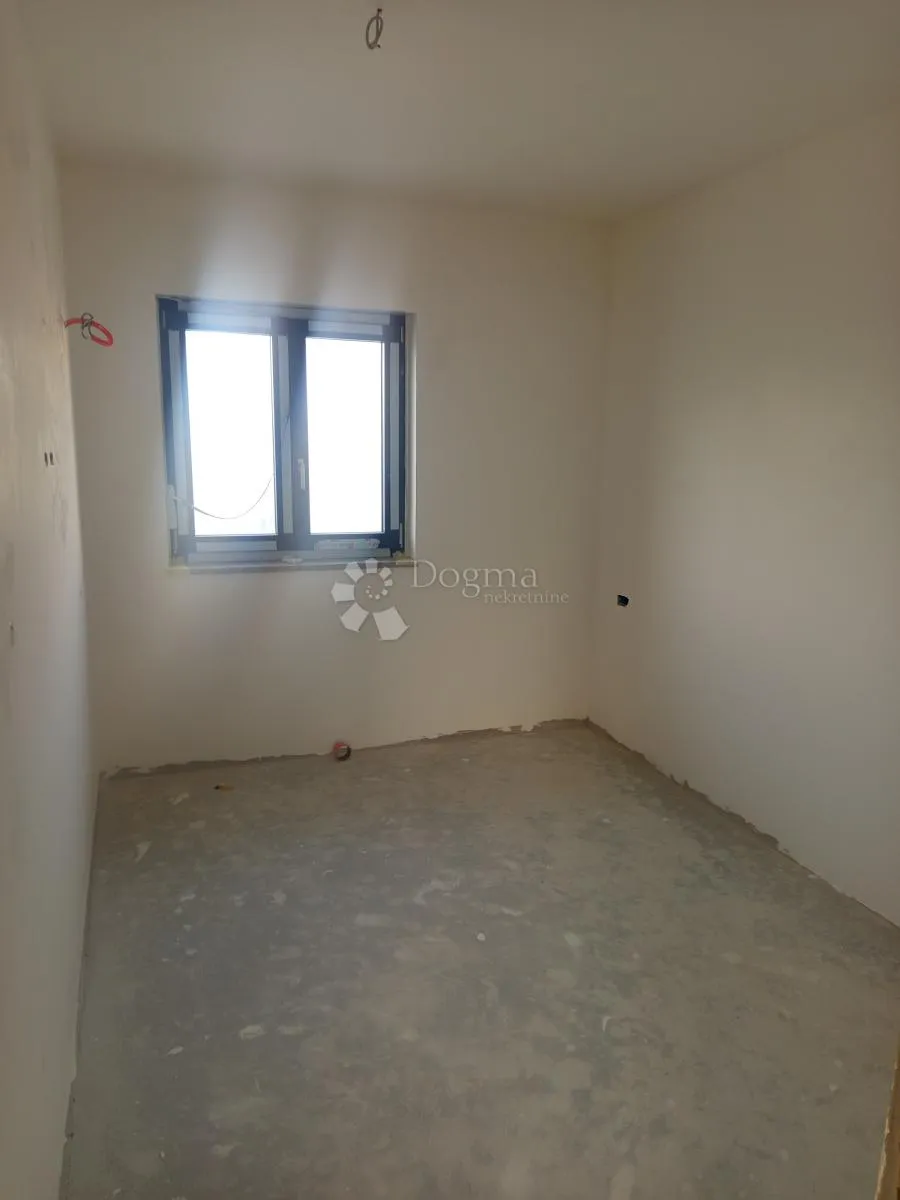 moderni stan 60 m² u puli – mirna lokacija, priroda i - slika 1