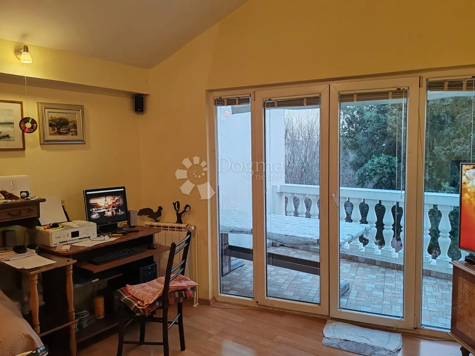 vodice - atraktivan stan u centru blizu mora - slika 3