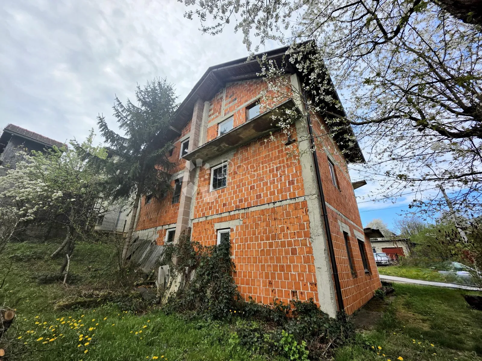 prodaja, kuća, rastoke, nkp 273 m2 sa okućnicom - slika 4