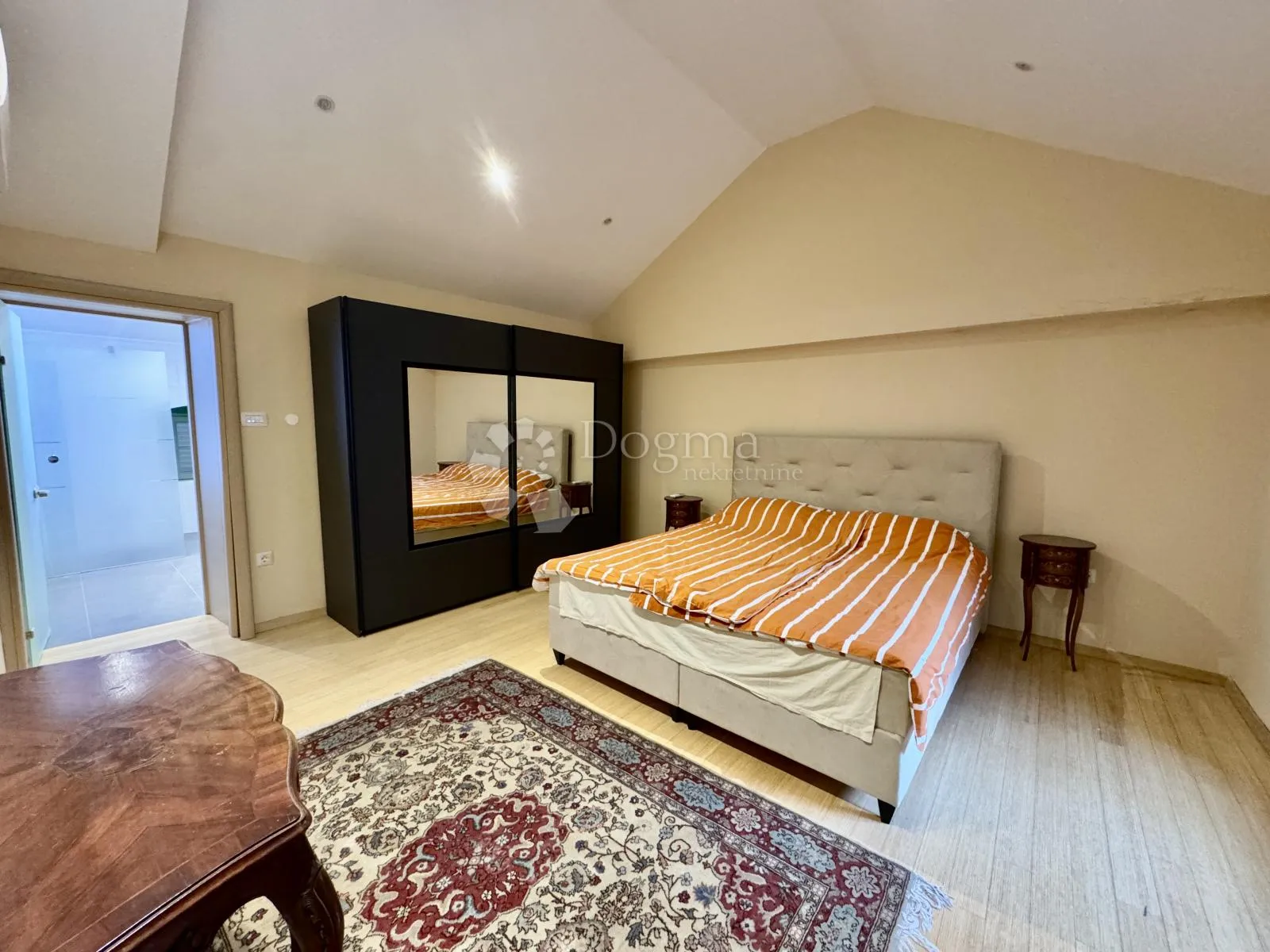 ekskluzivni apartman u centru opatije - slika 9
