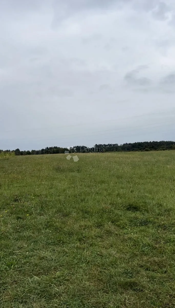 zemljište u okolici gospića (debelo brdo) površine 14077 m2 - slika 2