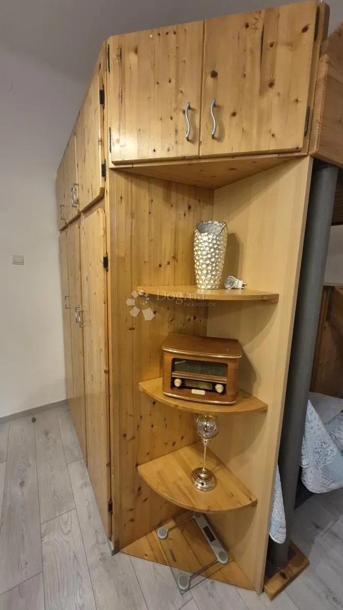 stan blizu ekonomskog fakulteta u puli, površina 79,38 m2 sa uporabnom dozvolom - slika 42