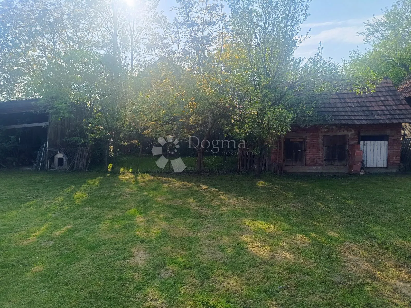 stara kuća s okučnicom - slika 4
