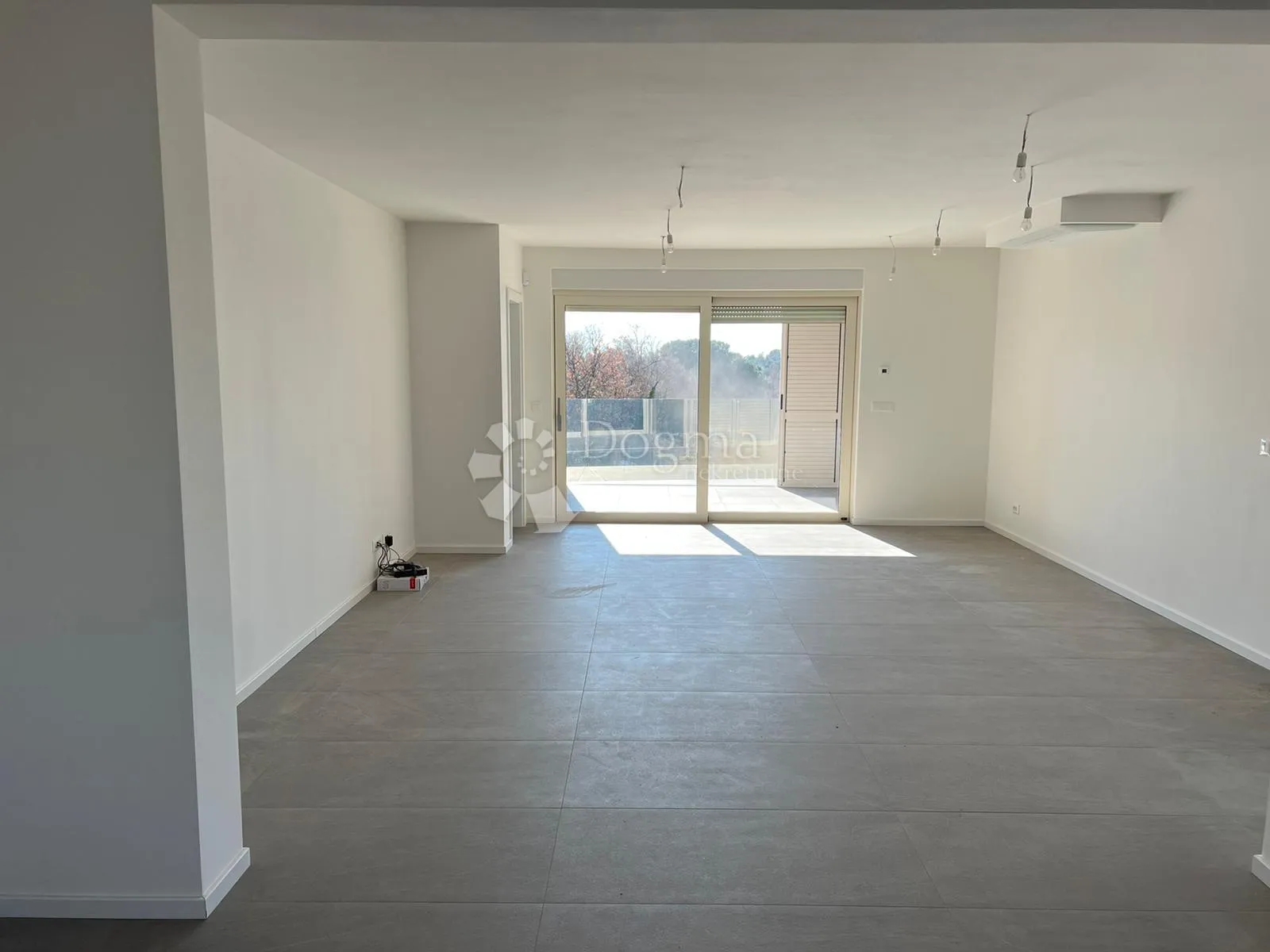 ekskluzivan penthouse u poreču - slika 2