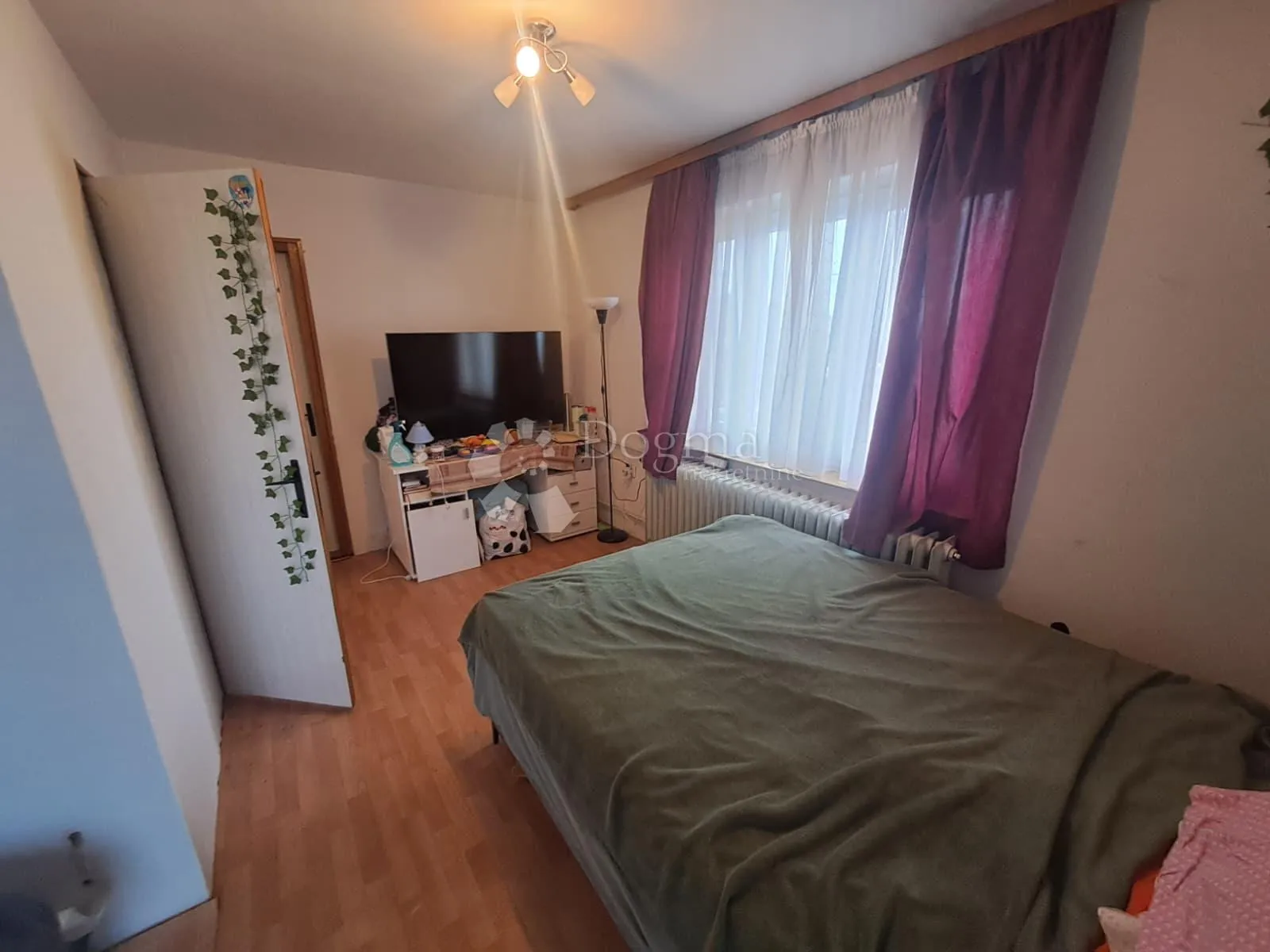 kuća s potencijalom na vrhovcu - slika 11