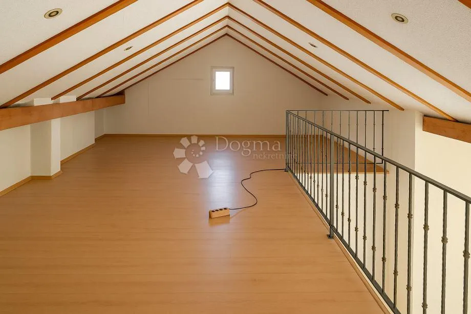 resnik zagreb - kuća za život i investiciju - slika 4