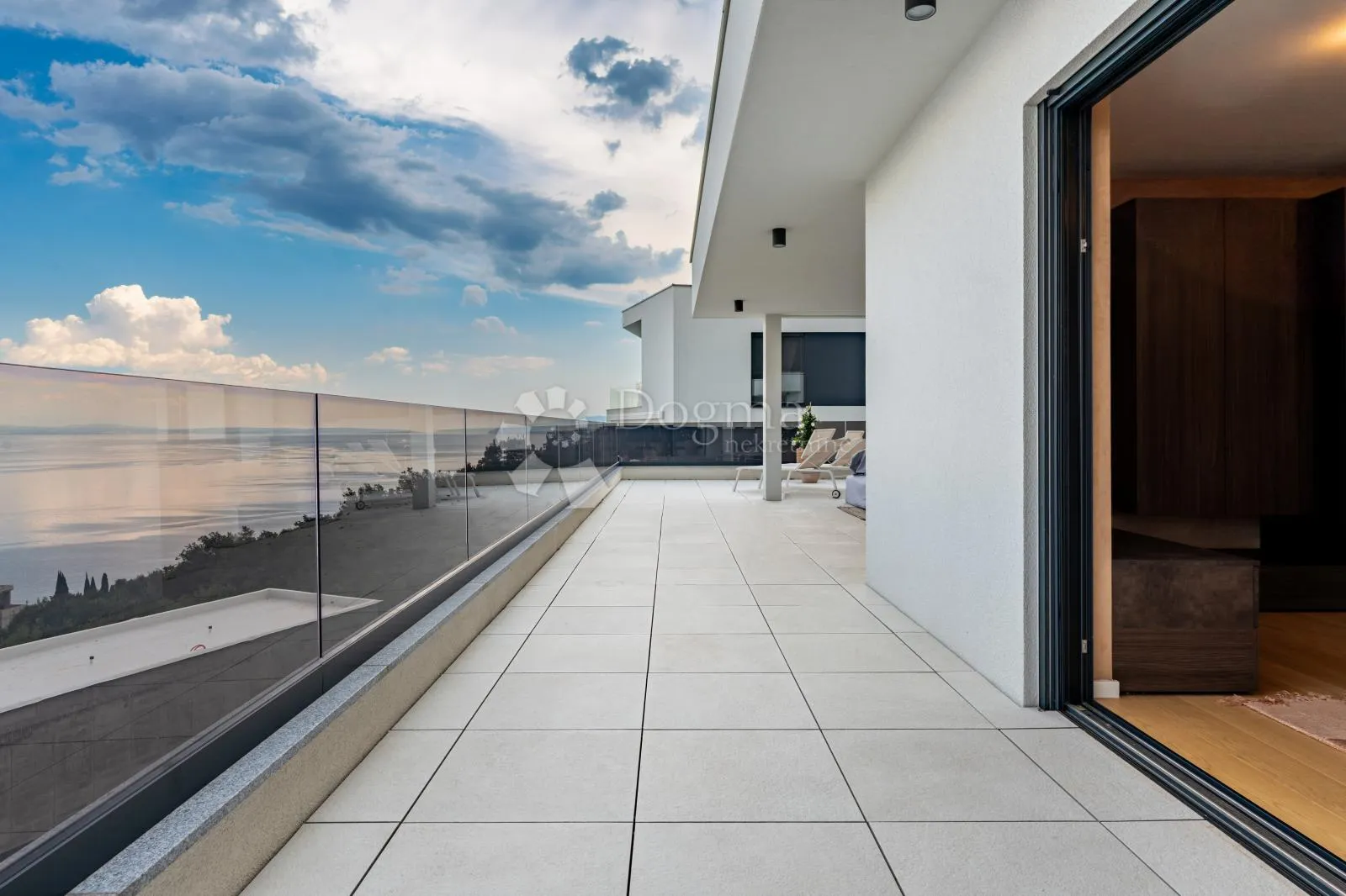 ekskluzivan penthouse za najam u opatiji - slika 10