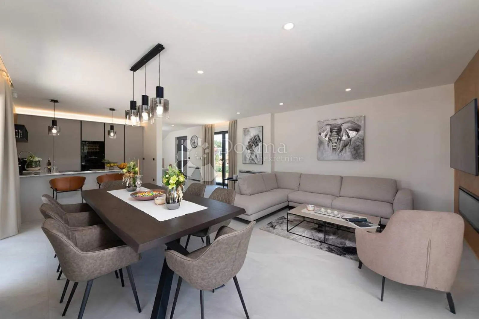 poreč, luksuzna vila s bazenom i pogledom na more - slika 14