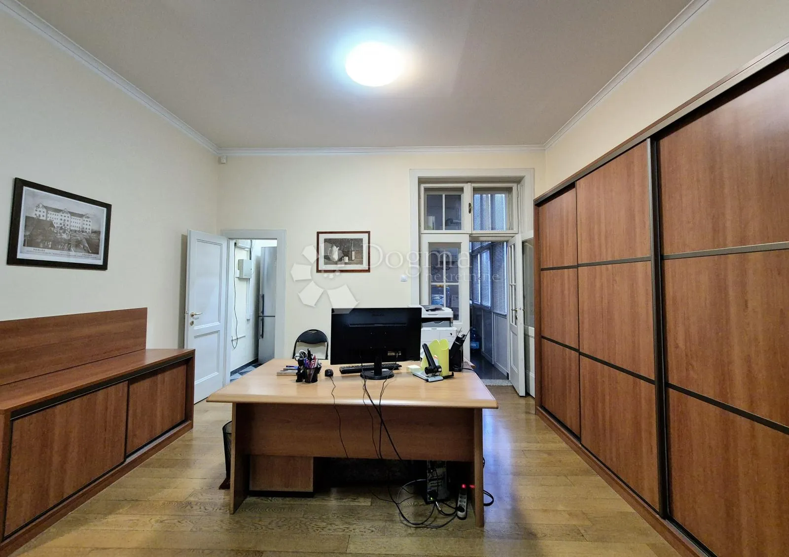 atraktivan poslovni prostor za najam u samom srcu zagreba! - slika 7