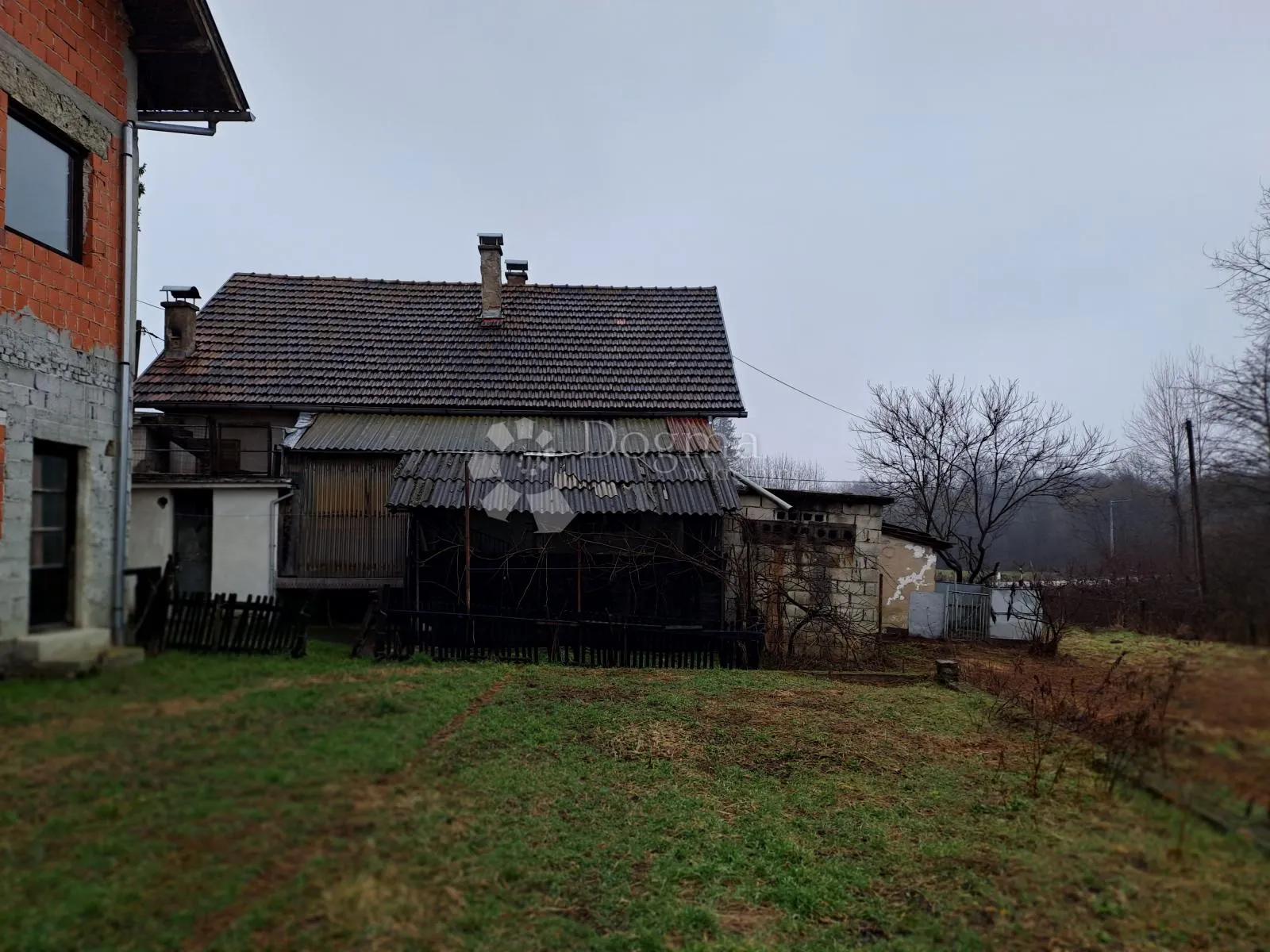 hitno!!! useljiva i povoljna kuća 2.5km od toplica - slika 18