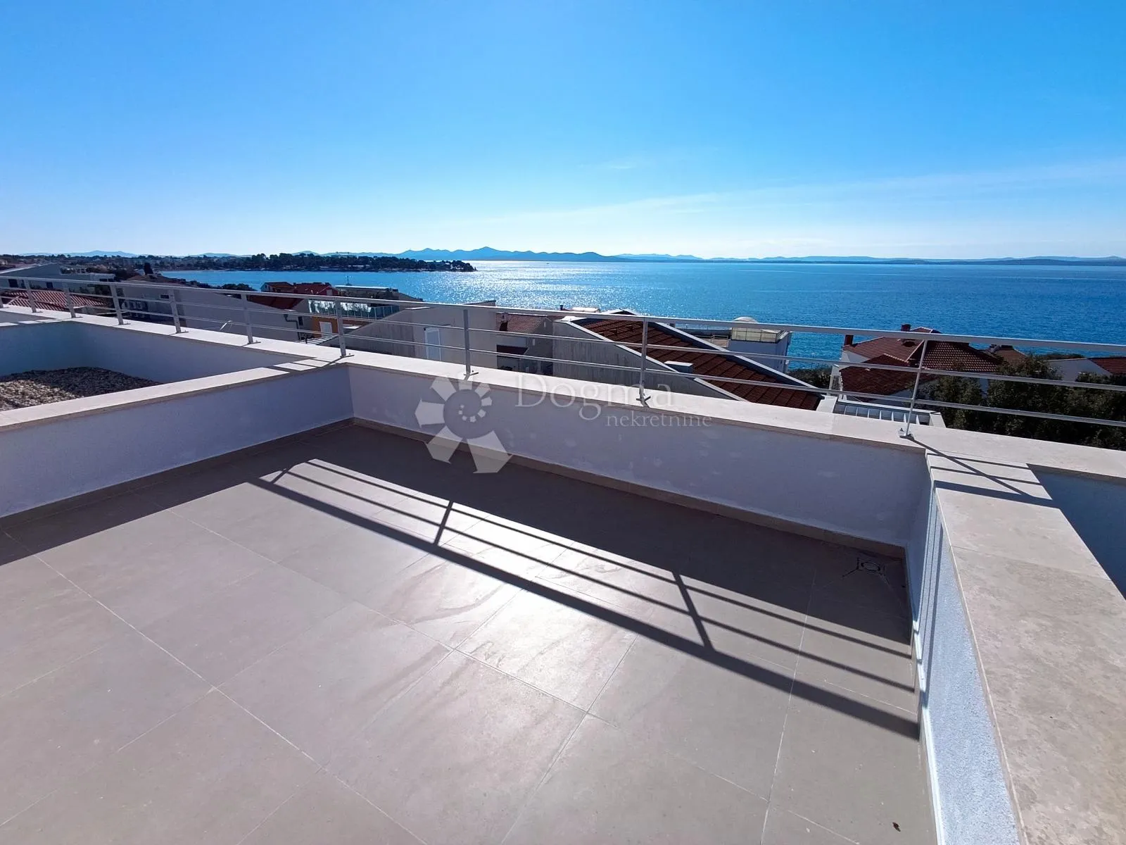 petrčane - zgrada u novogradnji sa 4 stana, 80m od plaže, pogled na more - slika 2