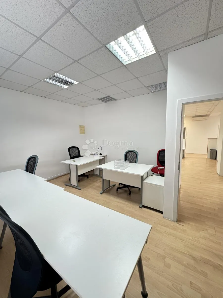prilika - 300 m2 ili 150 m2 - po potrebi - slika 5