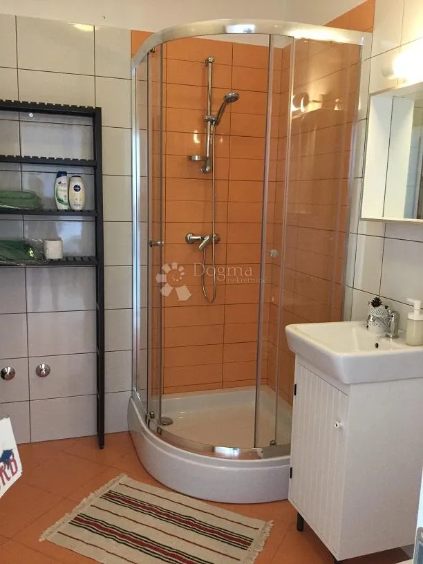 samostojeća kuća sa 2 luksuzna stana, pogled more! labin, okolica - slika 23