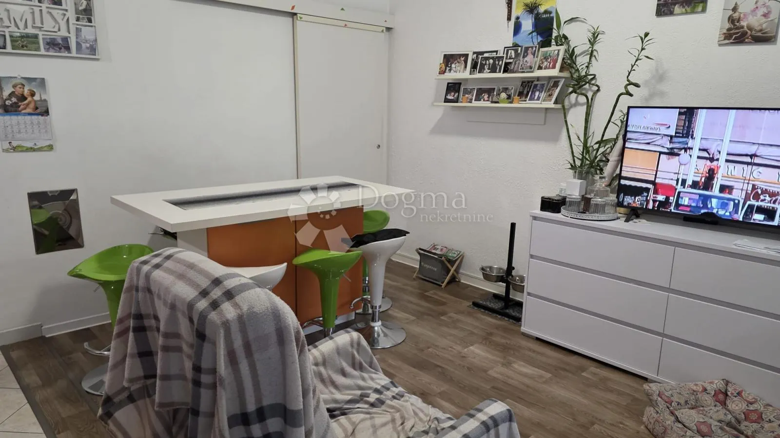 rijeka, mlaka, useljiv stan bez ulaganja , 3sobe + dnevni boravak - slika 1