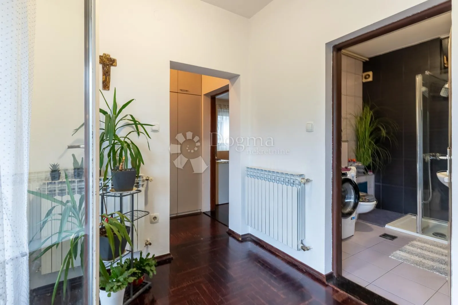 127 m², 4-soban stan s loggiom i parkirnim mjestom, gornji stenjevec - slika 9