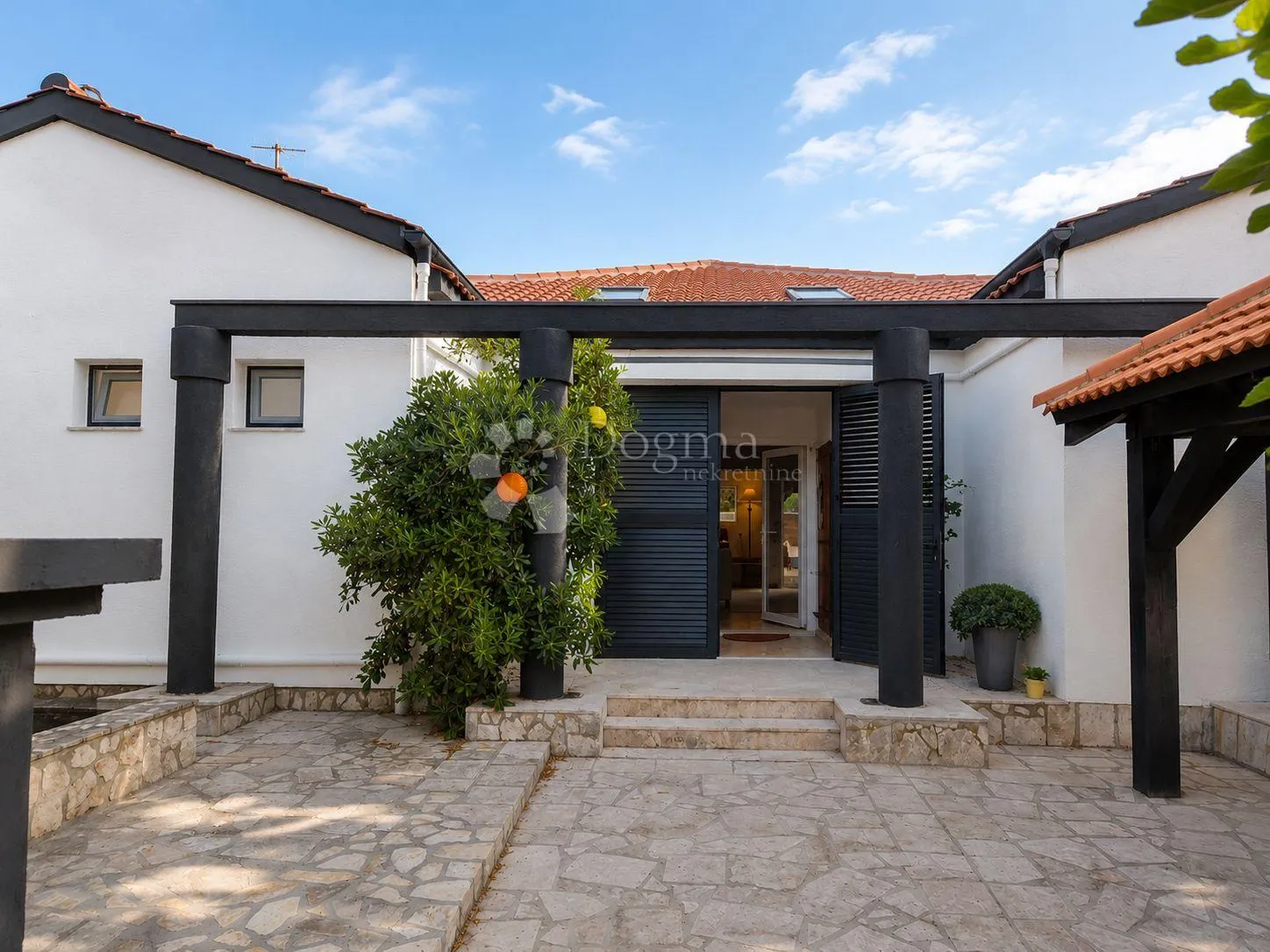 silba – prostrana renovirana kuća prizemnica 244 m2 - slika 16