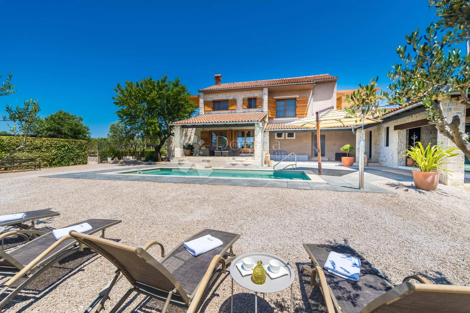 mediteranski raj u okolici šibenika - luksuzna vila na osami - slika 21