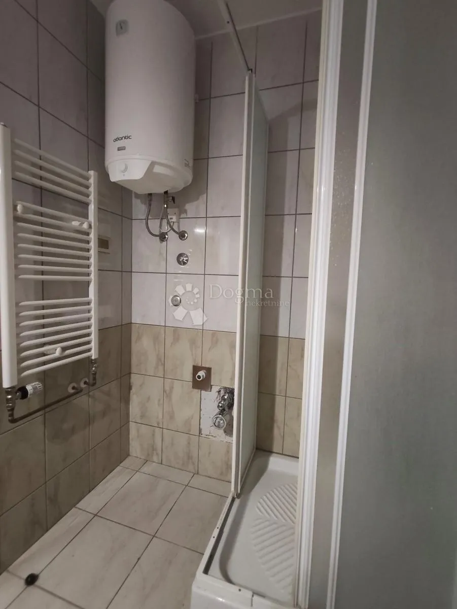 novouređeni apartman sa pogledom na more - slika 16