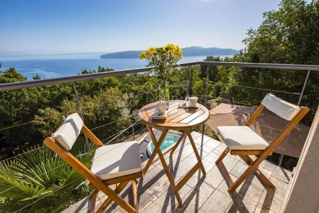 kuća s pogledom na more – mošćenička draga, sveta jelena - slika 24
