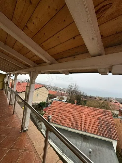 adaptirana kuća u srcu kostrene - idealna za obiteljski život! - slika 23