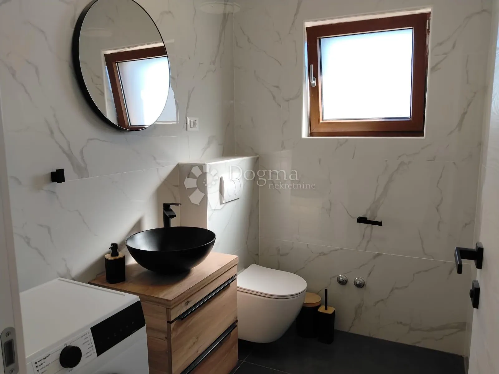 kvalitetna novogradnja u murvici: moderna kuća s bazenom, 146 m² - slika 9