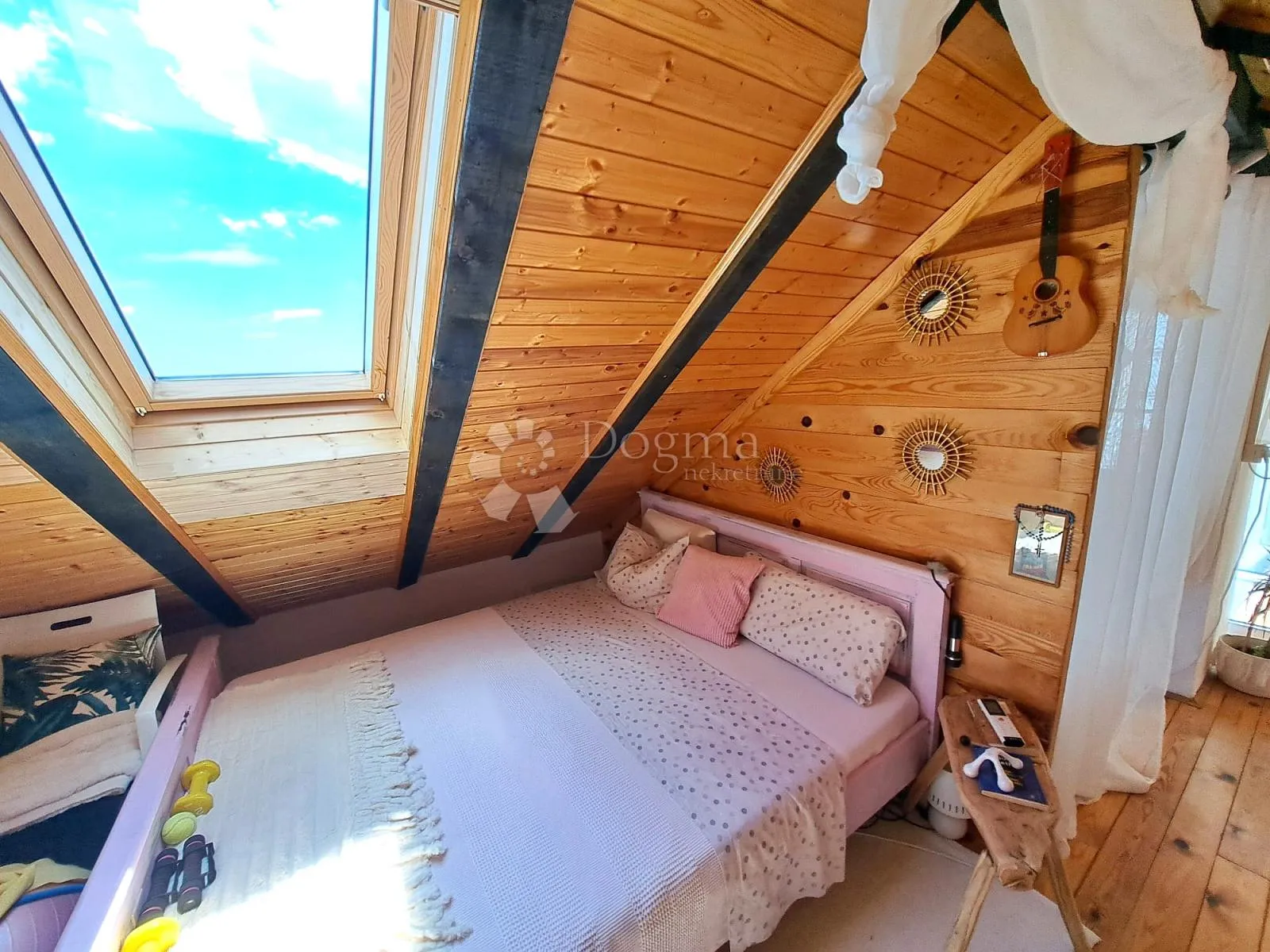 kuća sa panoramskim pogledom i vrtom - slika 15