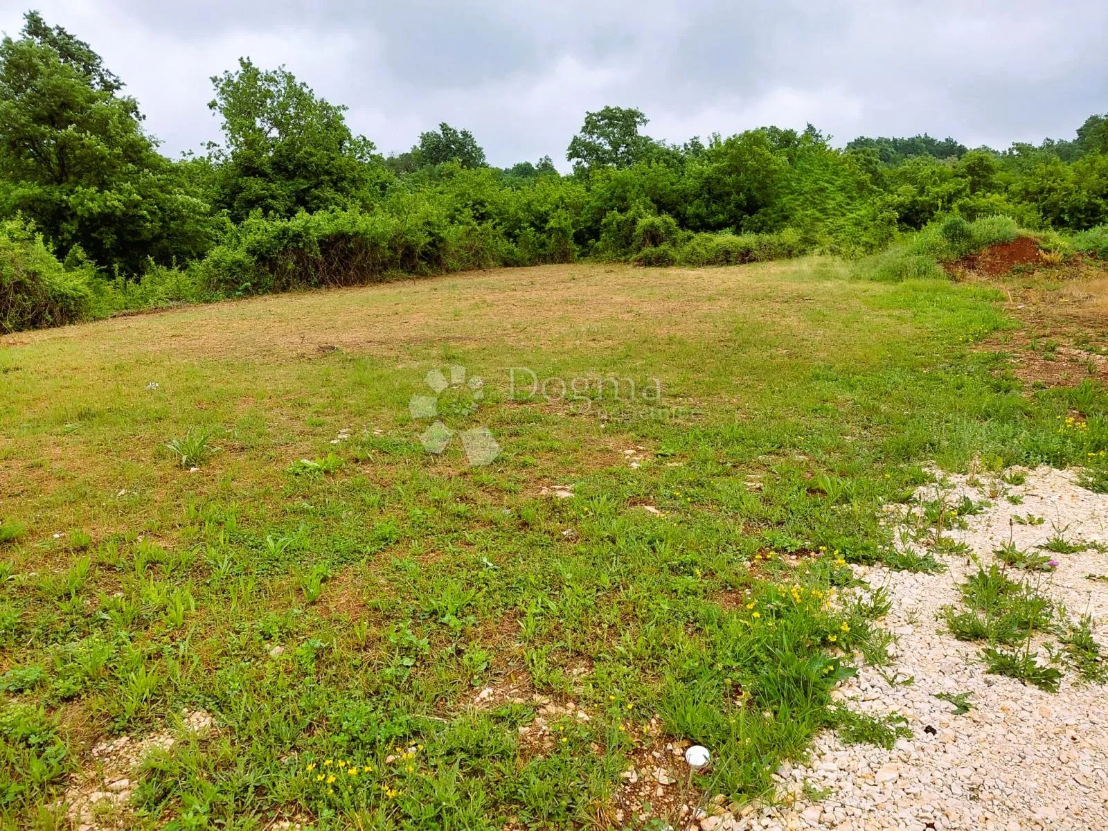Građevinsko zemljište 612 m2 - Gočan Barban