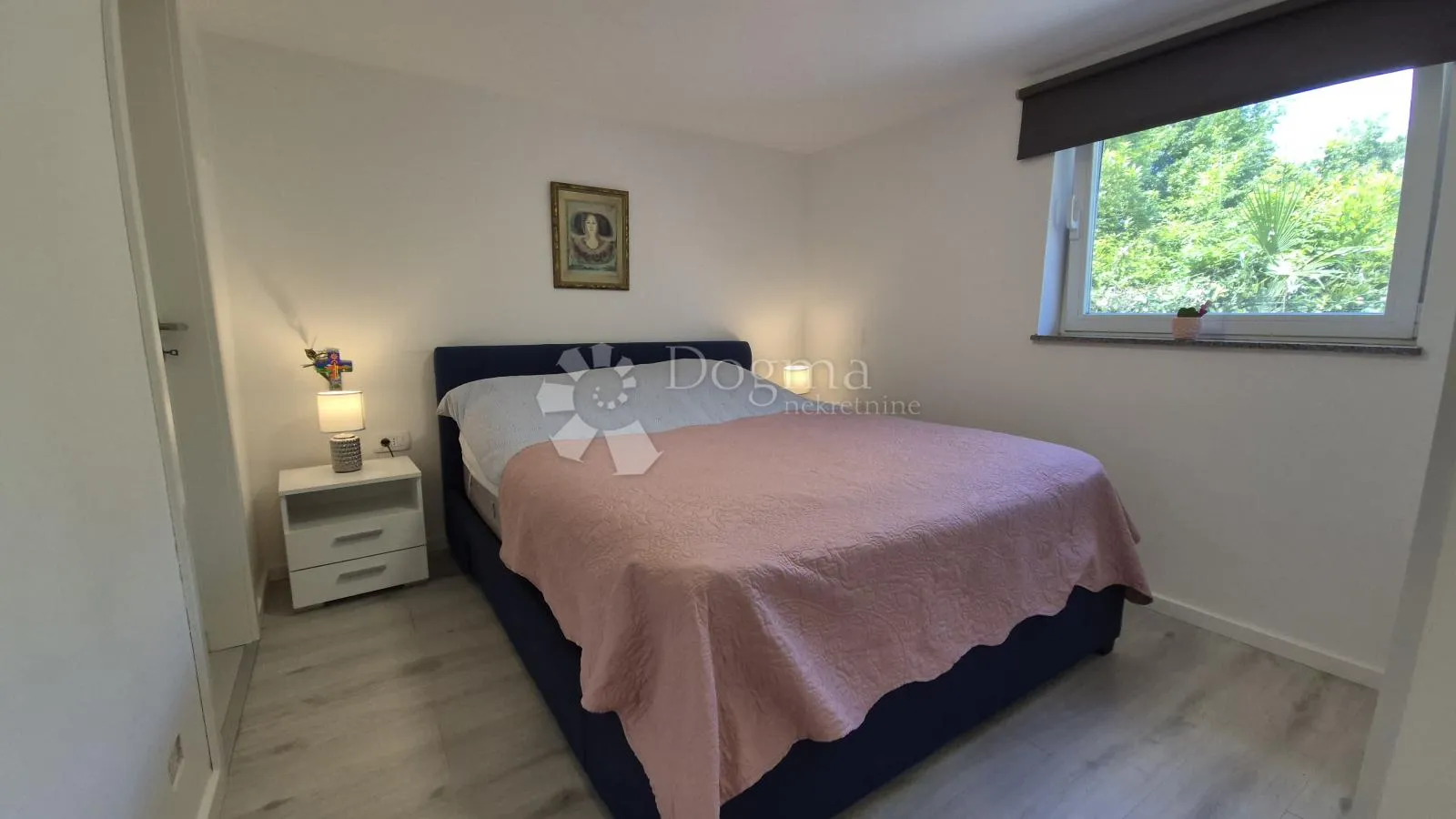 njivice - apartman samo 50 metara od plaže - slika 12