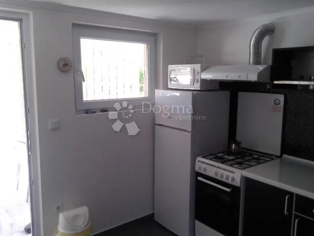 žaborić- predivna apartmanska kuća s pogledom na more - slika 35