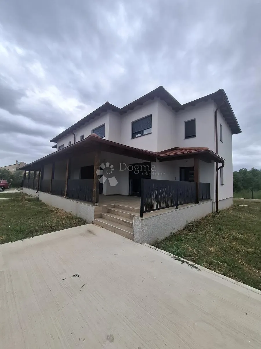 moderna novogradnja u murvici - slika 2