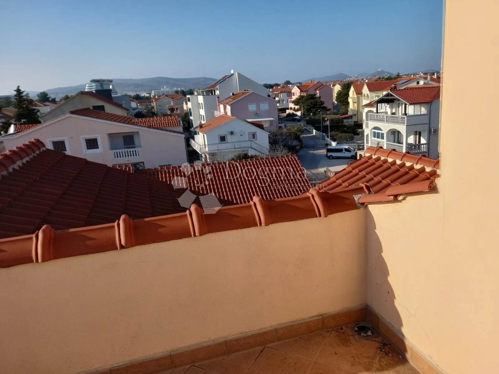 vodice - kuća 800 m2 odlična prilika - slika 53