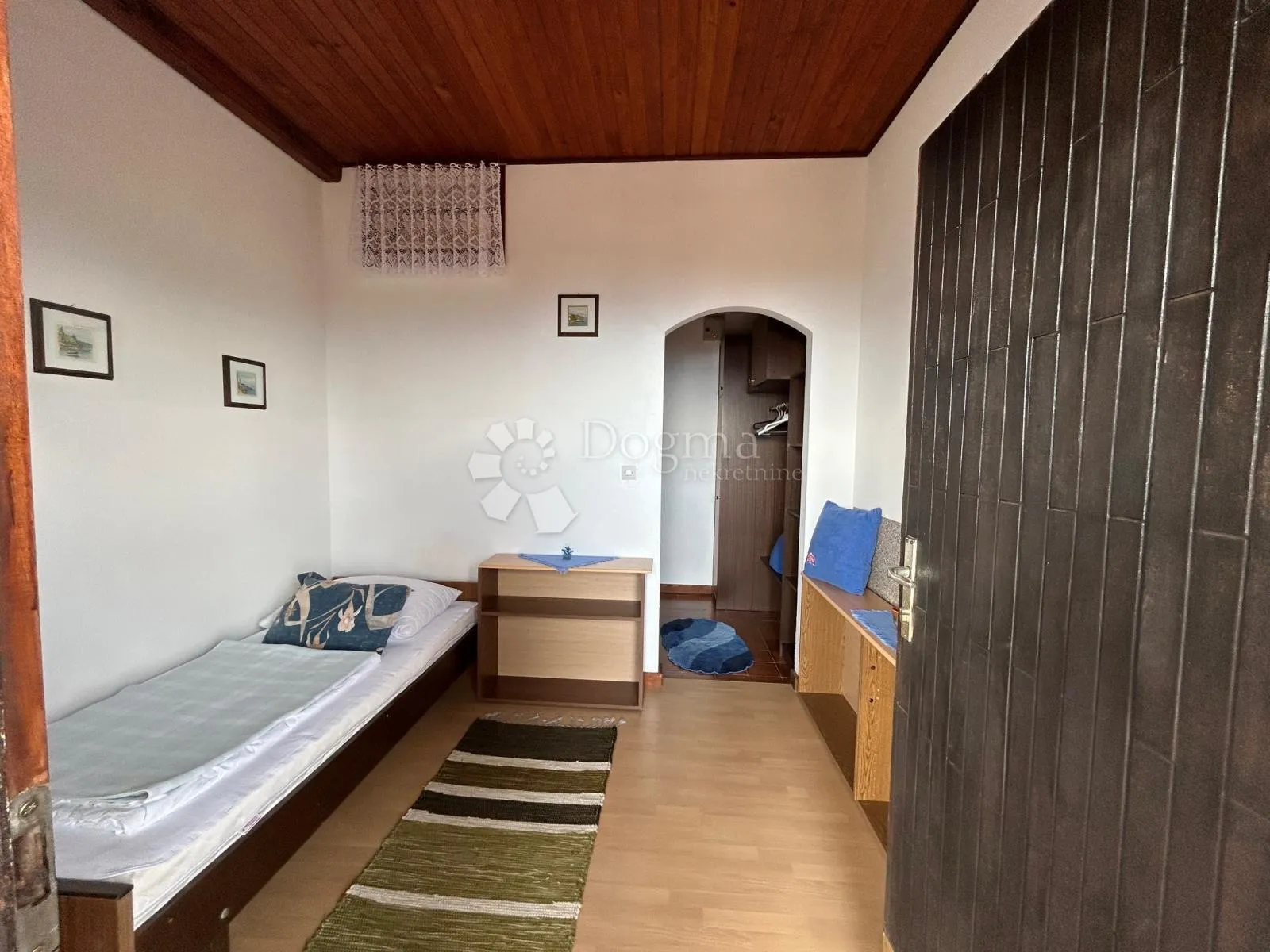 stan idealan za turistički najam - slika 12