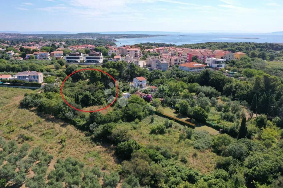 građevinsko zemljište 300m od mora - slika 11