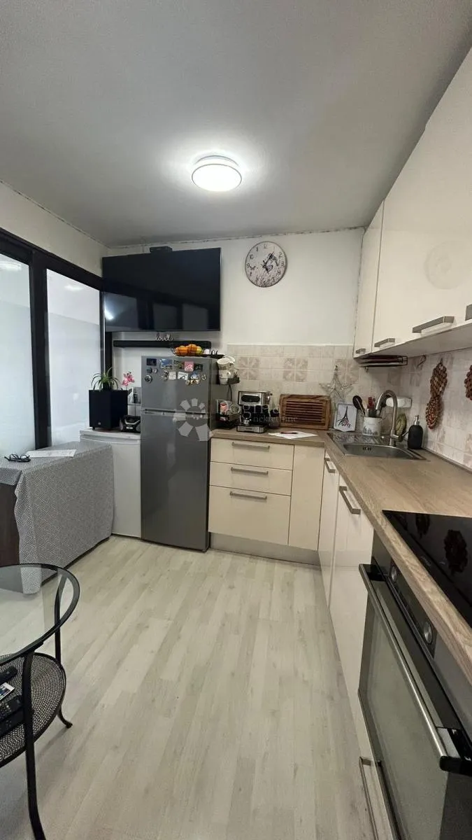 rijetka prilika!!! dva apartmana u centru rovinja, more na dohvat pogleda! - slika 15