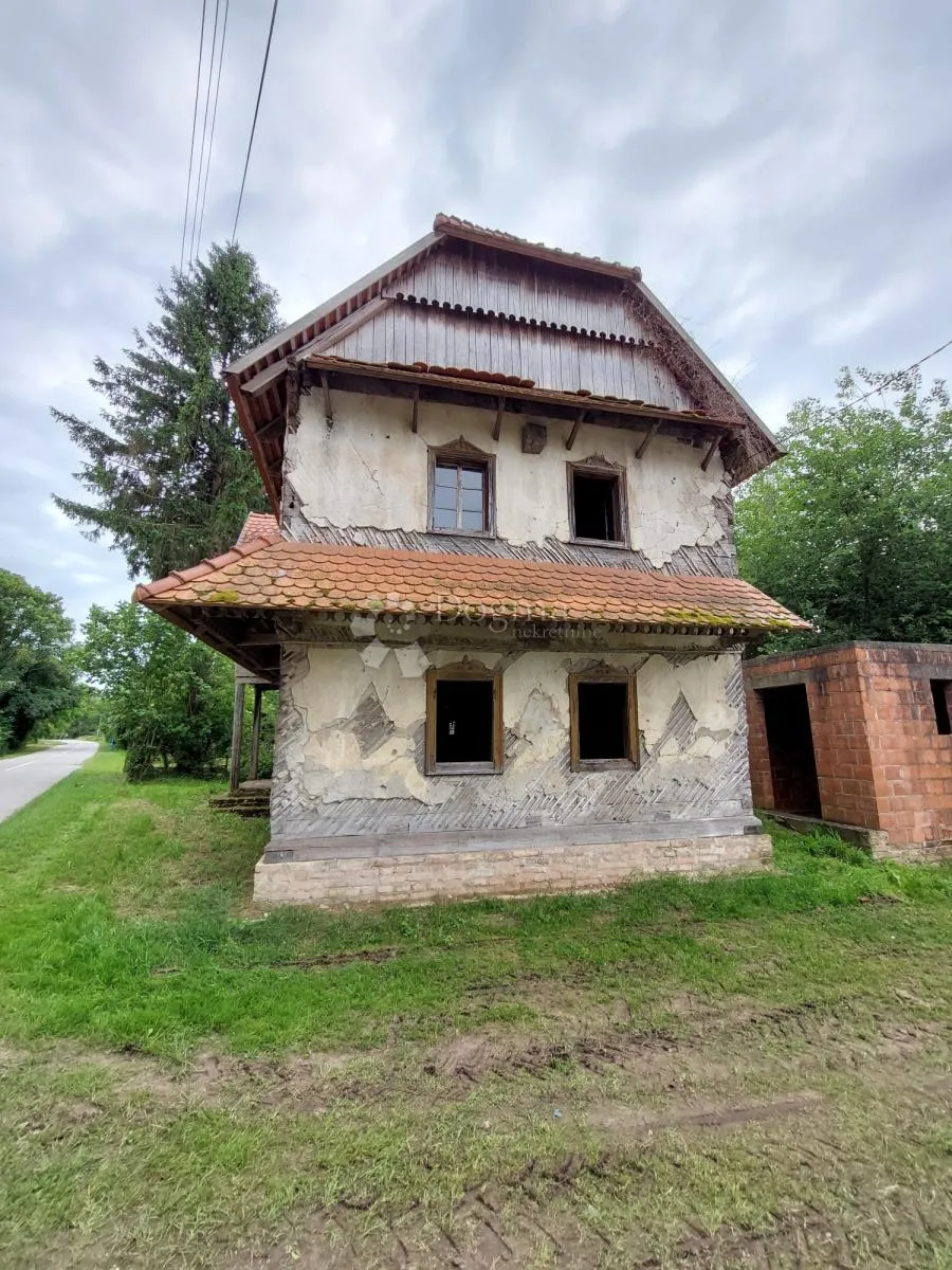 kurija, tradicijska kuća s idejnim projektom ! suvoj - slika 2