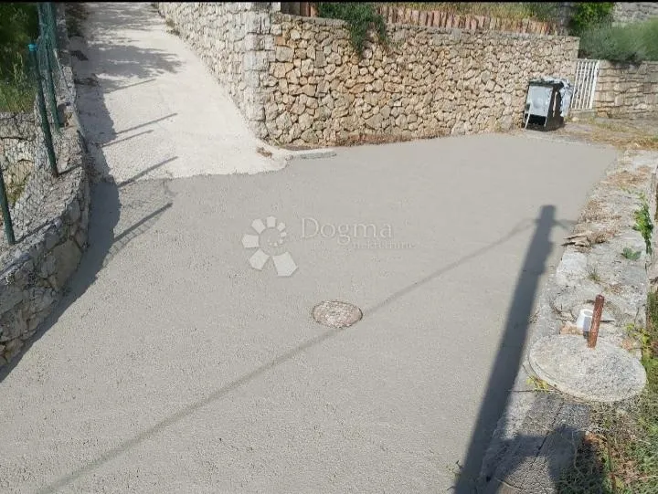 drugačija vila s bazenom, brač, bobovišća - slika 25