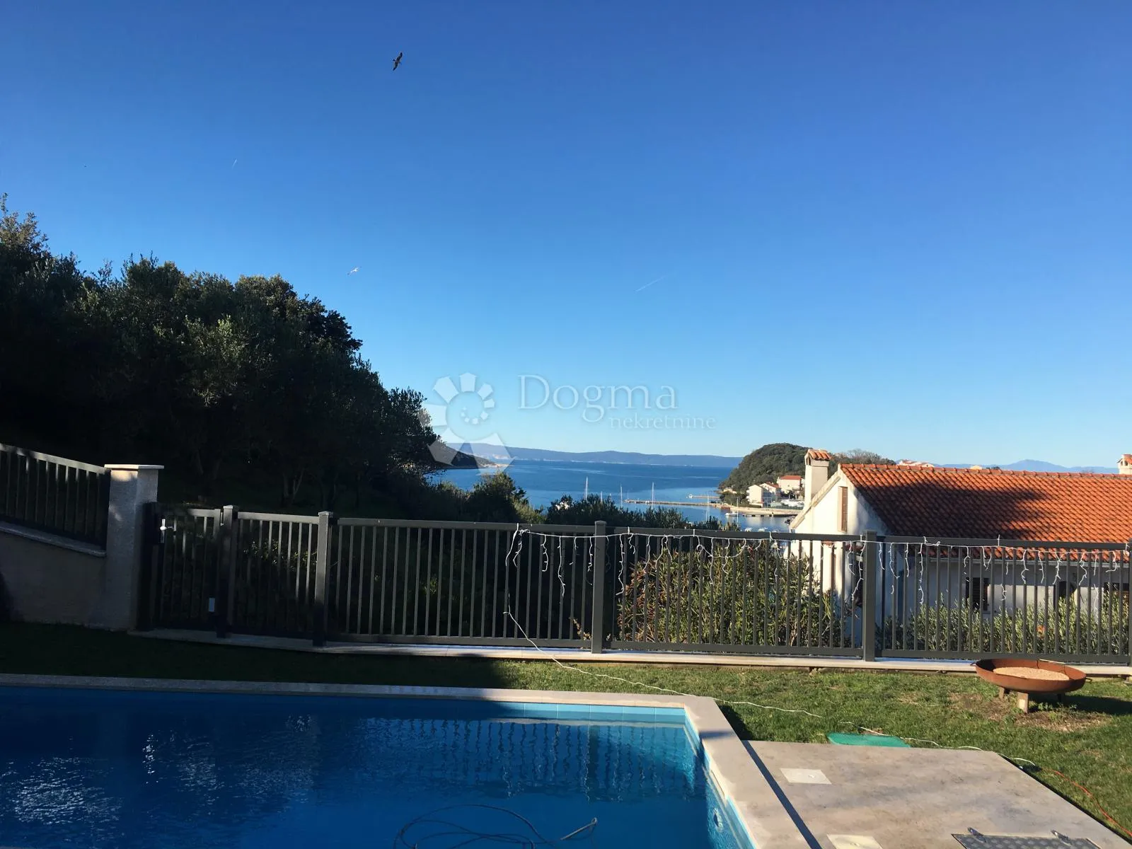 ekskluzivna kuća svega 70 m od pješčane plaže, otok rab - slika 3