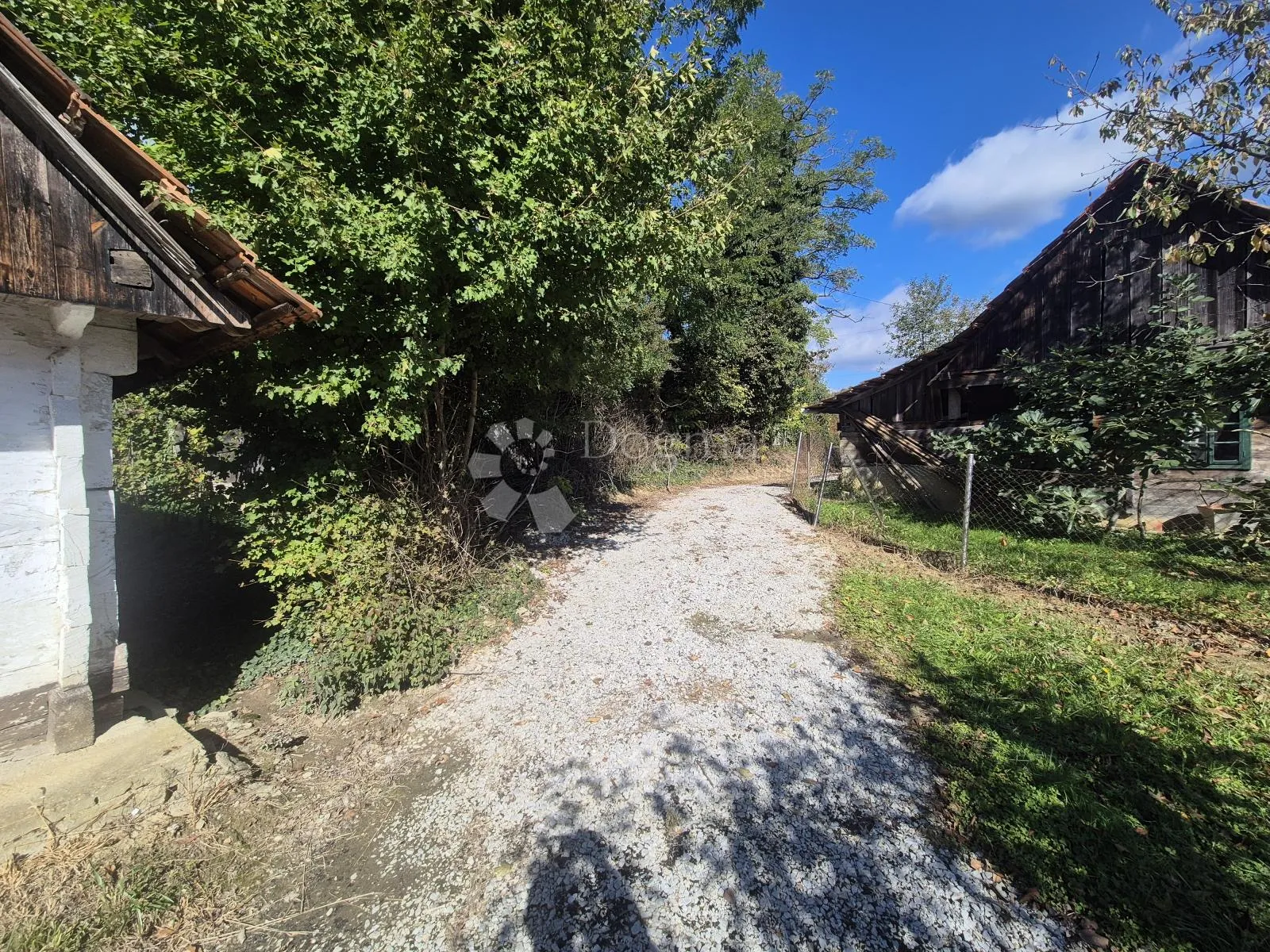 šarmantna etno kućica s velikim zemljištem u srcu hrvatskog zagorja – gornjoj stubici - slika 35