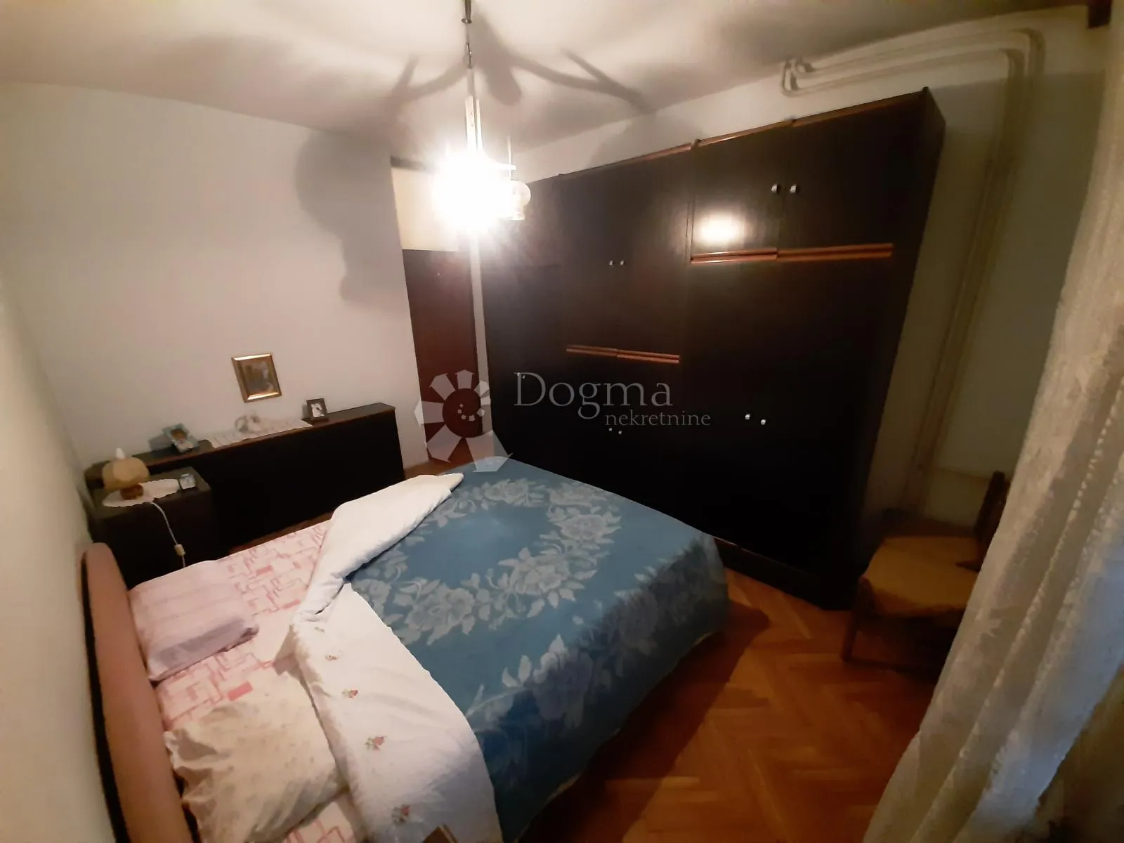 prostran trosobni stan s lođom - 77 m2 - sesvete, selčina - slika 12