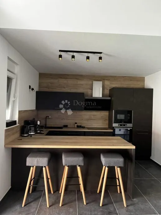luksuzna vila vodice - slika 8